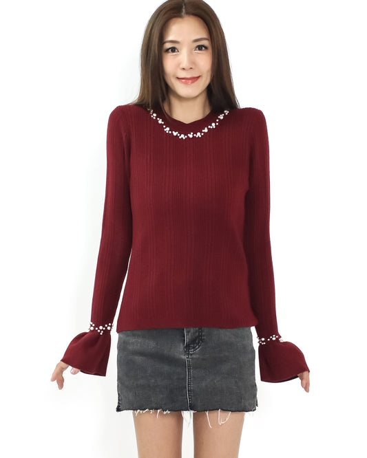 burgundy pearls neckline knitted top