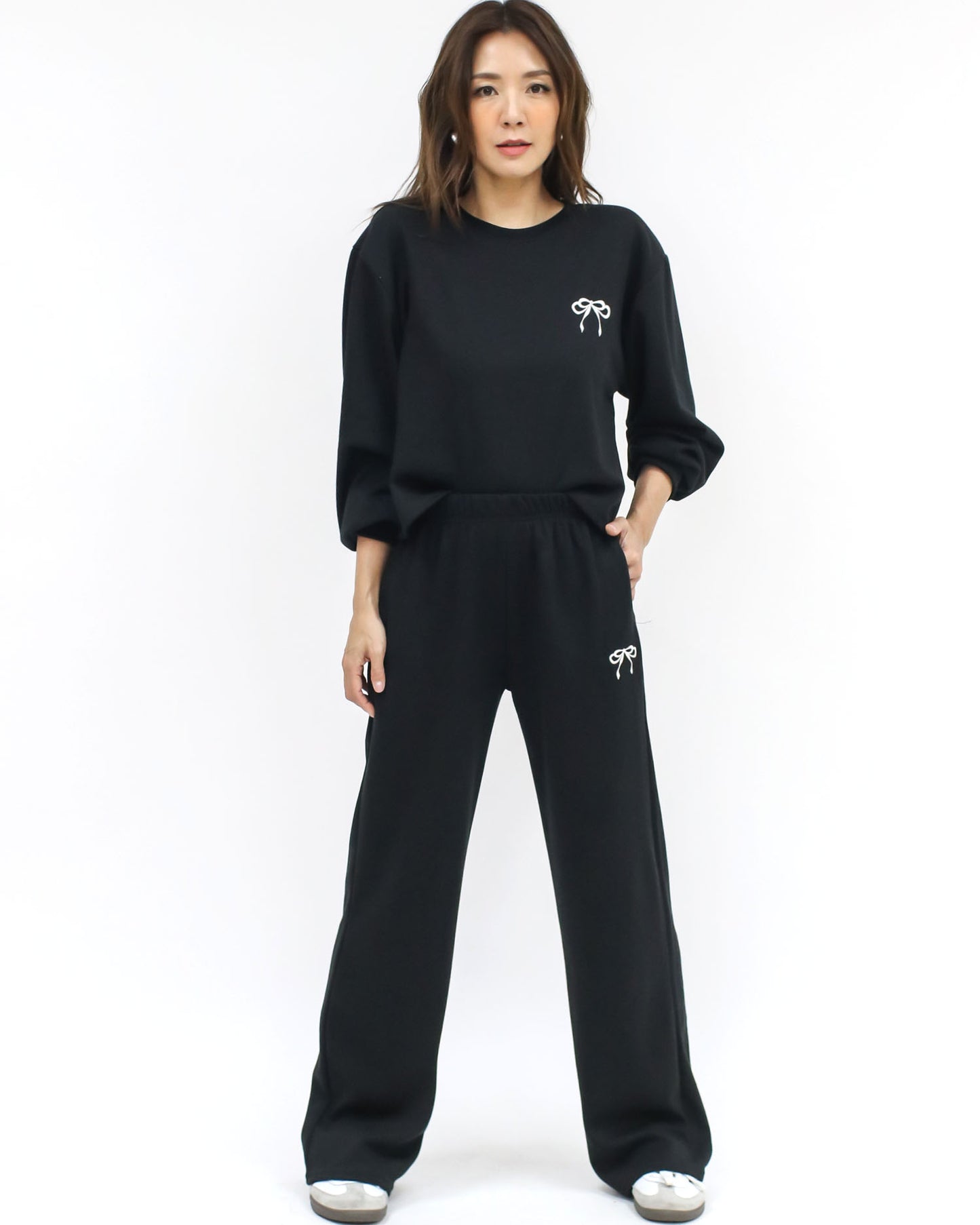 black bow sweatshirt & straight legs pants set *pre-order*