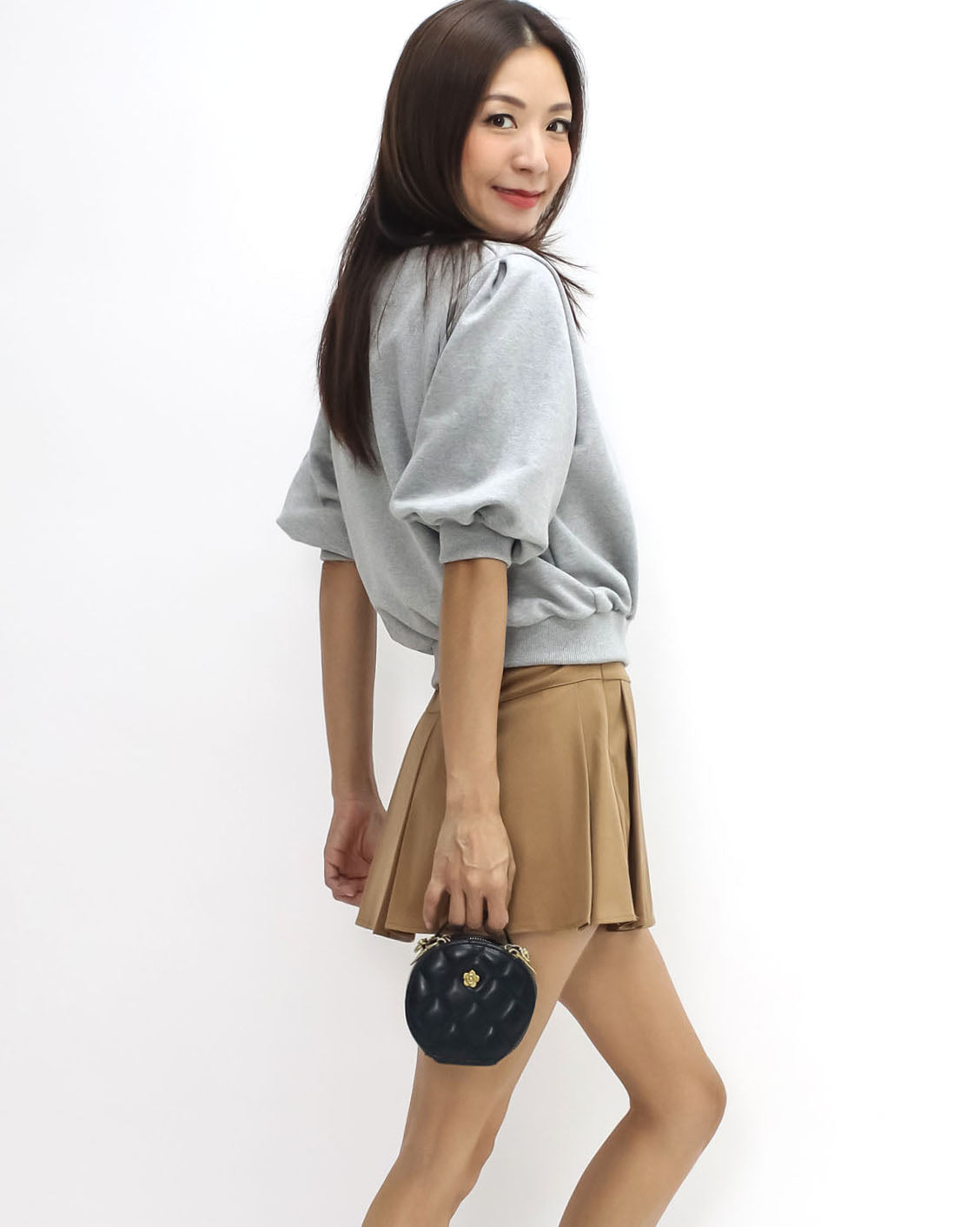 grey puff short sleeves sweatshirt