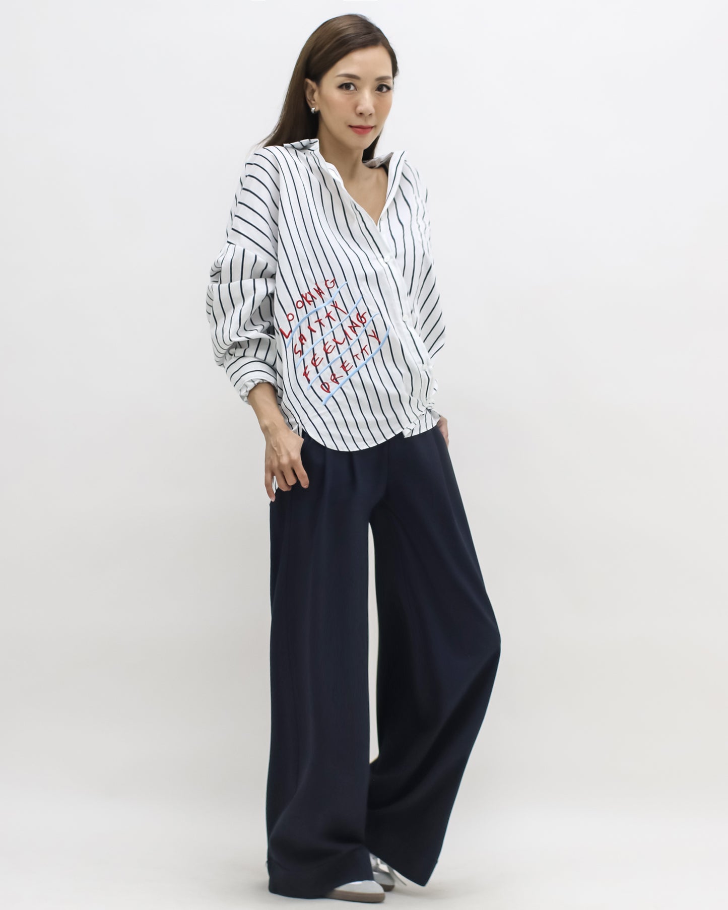 ivory & navy stripes w/ embroidered front shirt