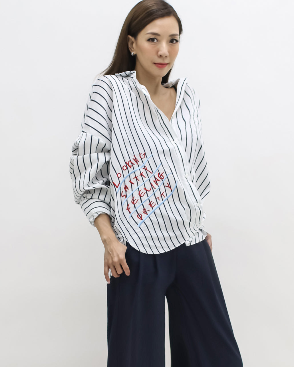 ivory & navy stripes w/ embroidered front shirt