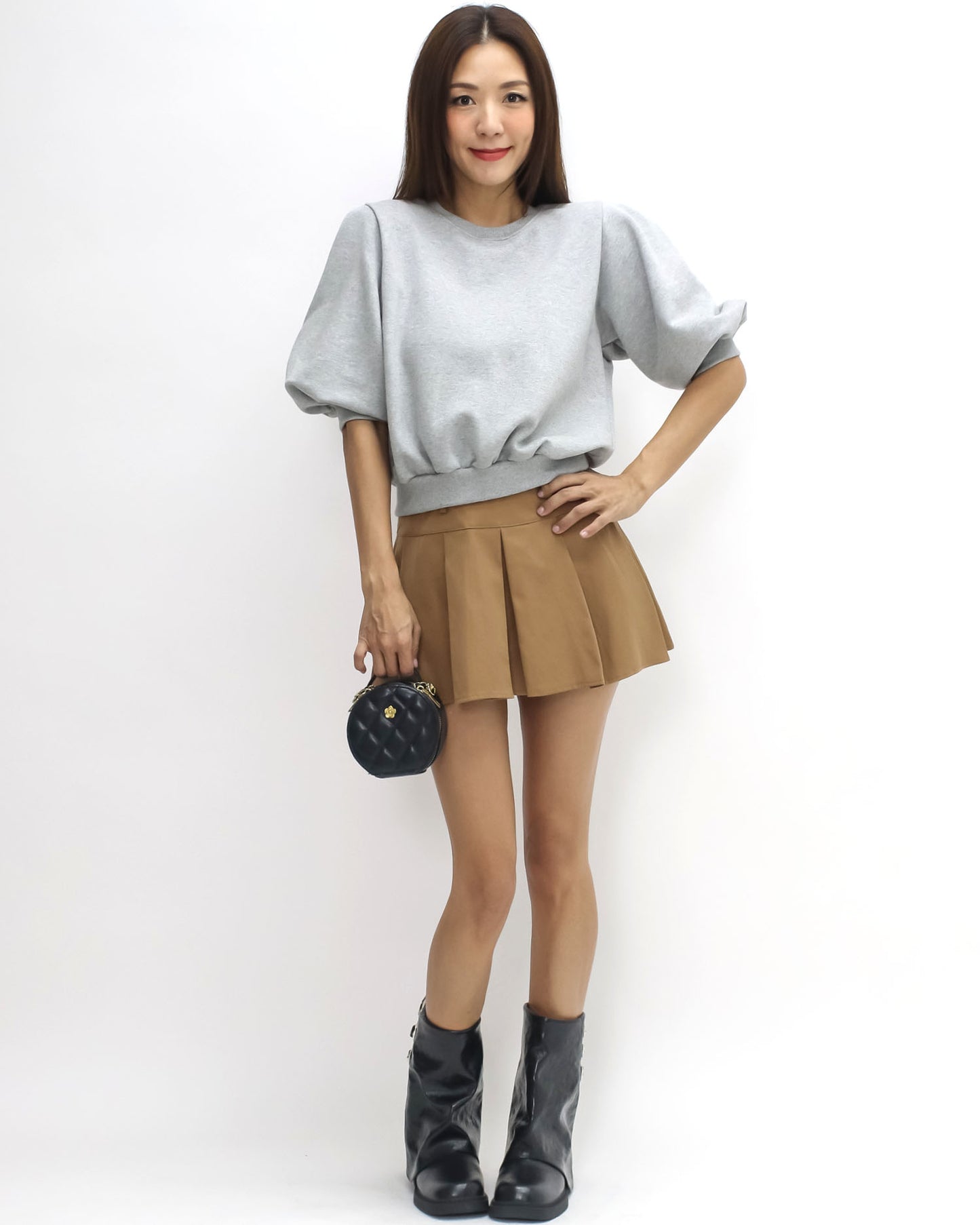 grey puff short sleeves sweatshirt