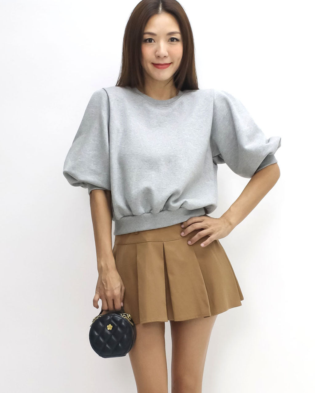 grey puff short sleeves sweatshirt