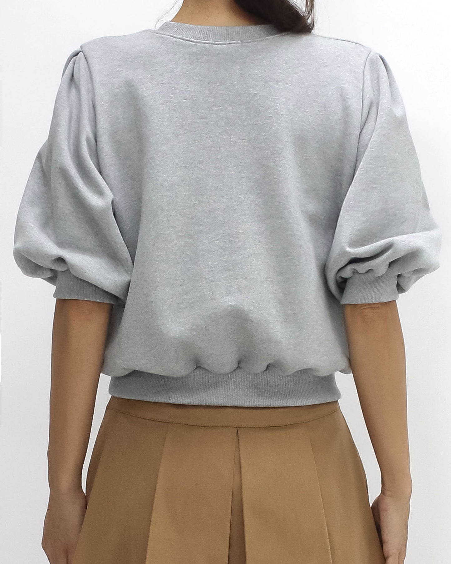 grey puff short sleeves sweatshirt