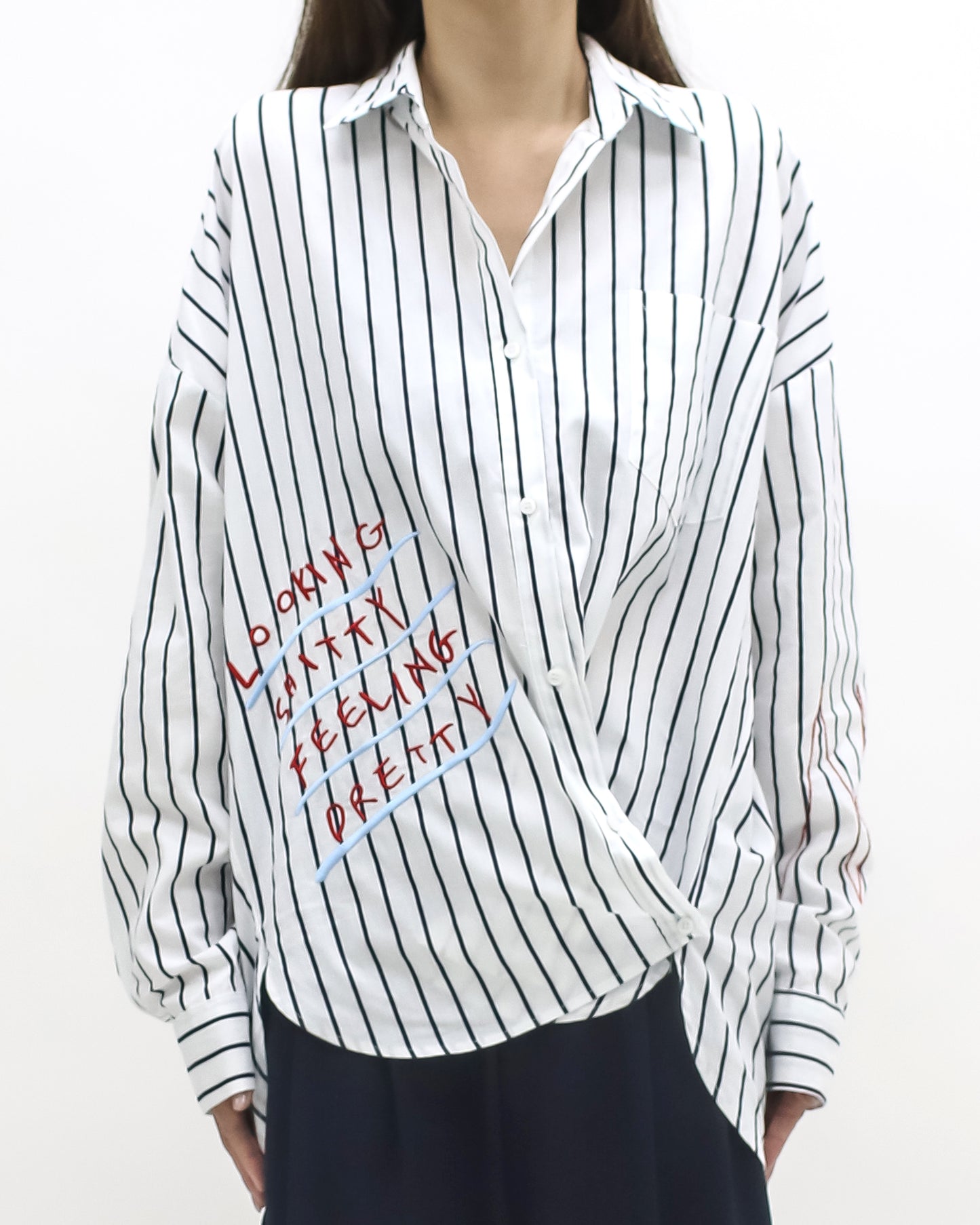 ivory & navy stripes w/ embroidered front shirt