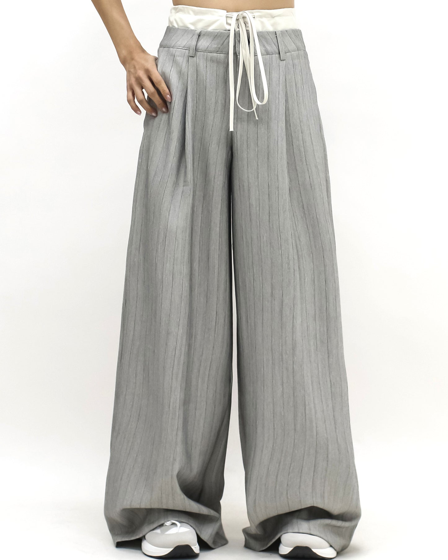 grey stripes w/ ivory waist contrast wide leg pants