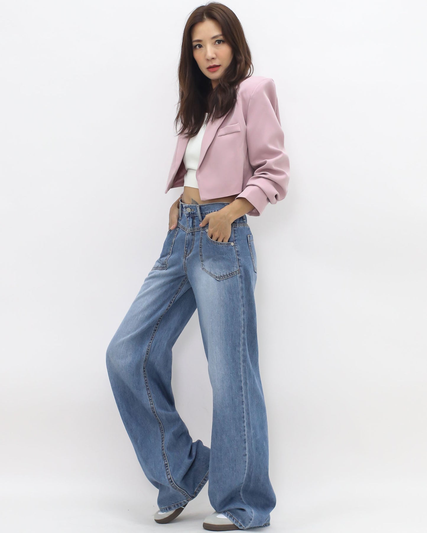 washed blue denim lose straight legs jeans *pre-order*