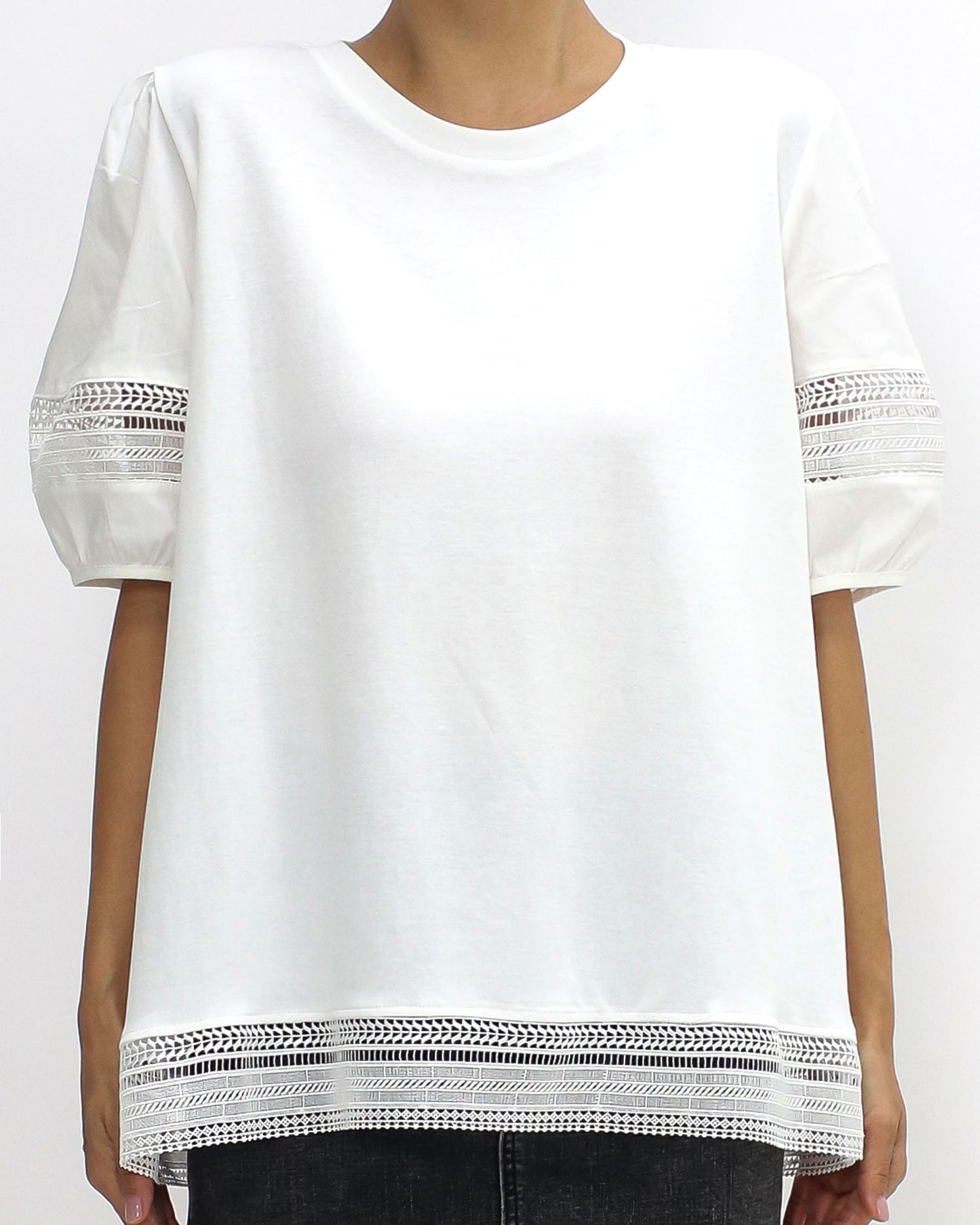 ivory crochet trim puff sleeves tee *pre-order*