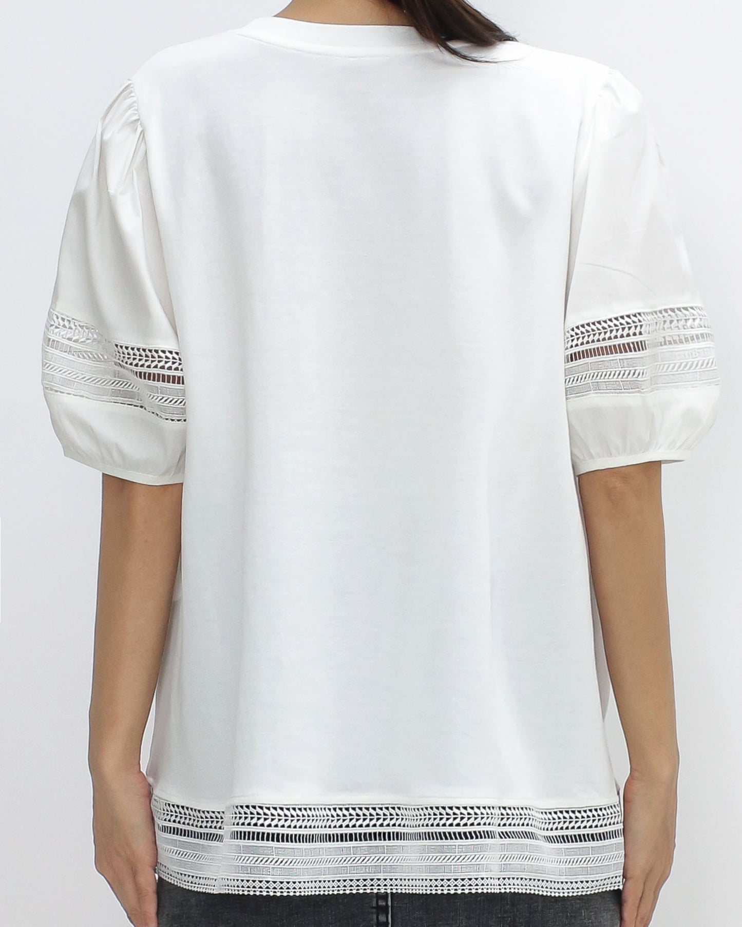 ivory crochet trim puff sleeves tee *pre-order*