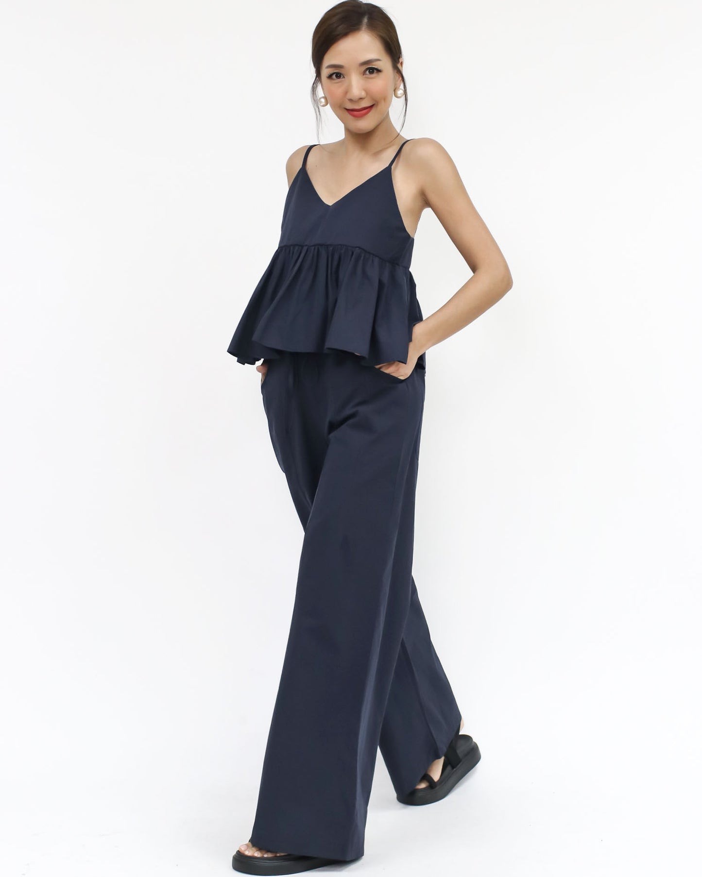 navy flare slip vest & straight pants set *pre-order*