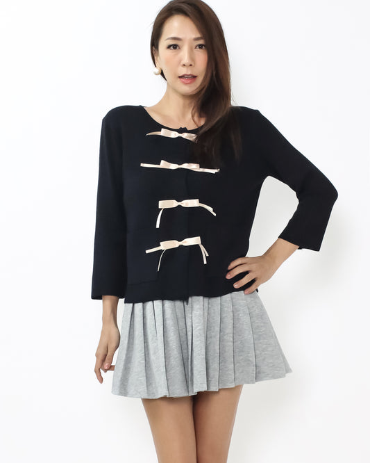 black w/ pink satin ribbons knitted top *pre-order*