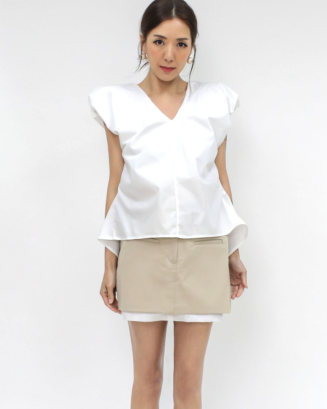 ivory V back puff shirt top *pre-order*