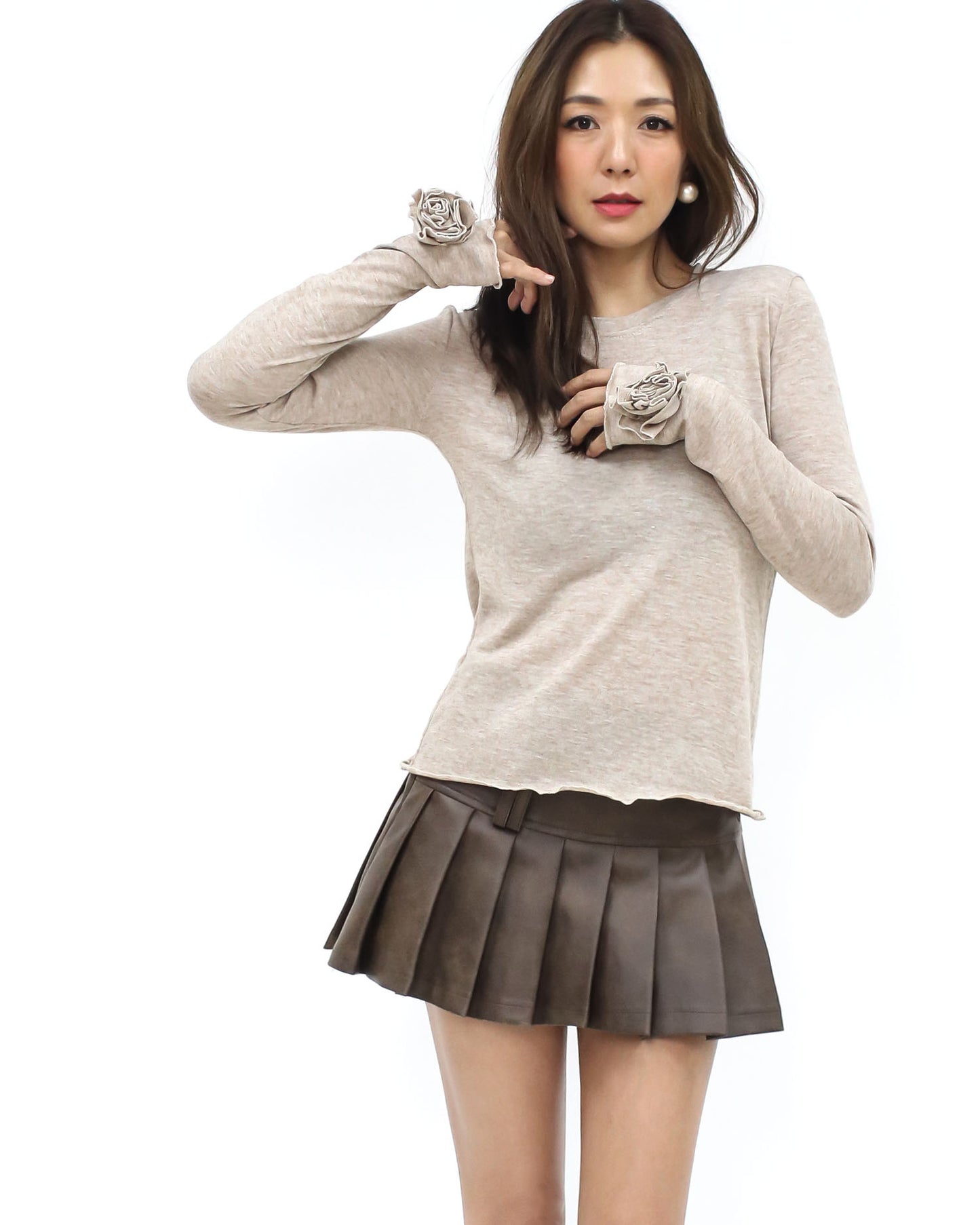 beige flowers cuffs soft knitted top *pre-order*