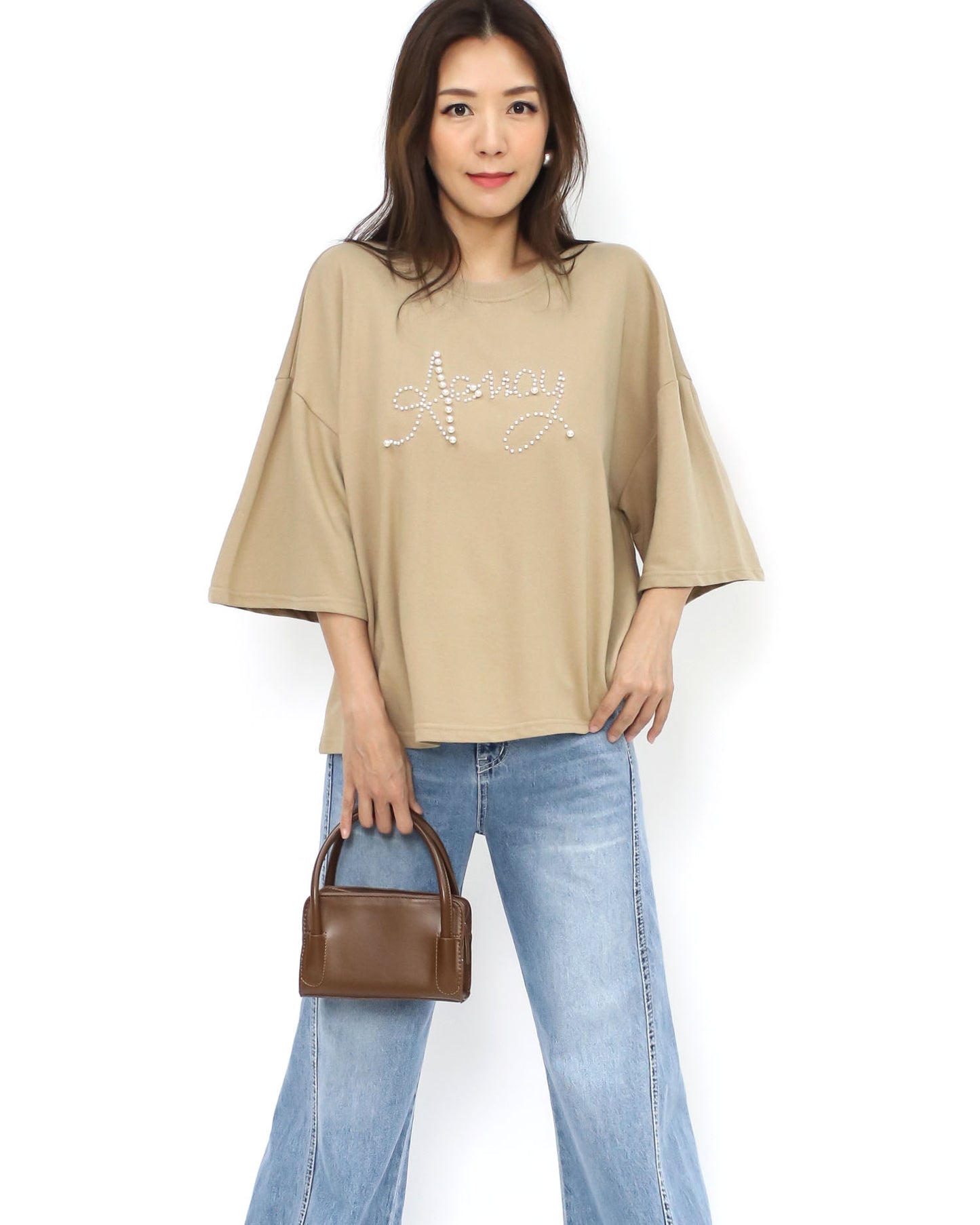 beige pearls front tee