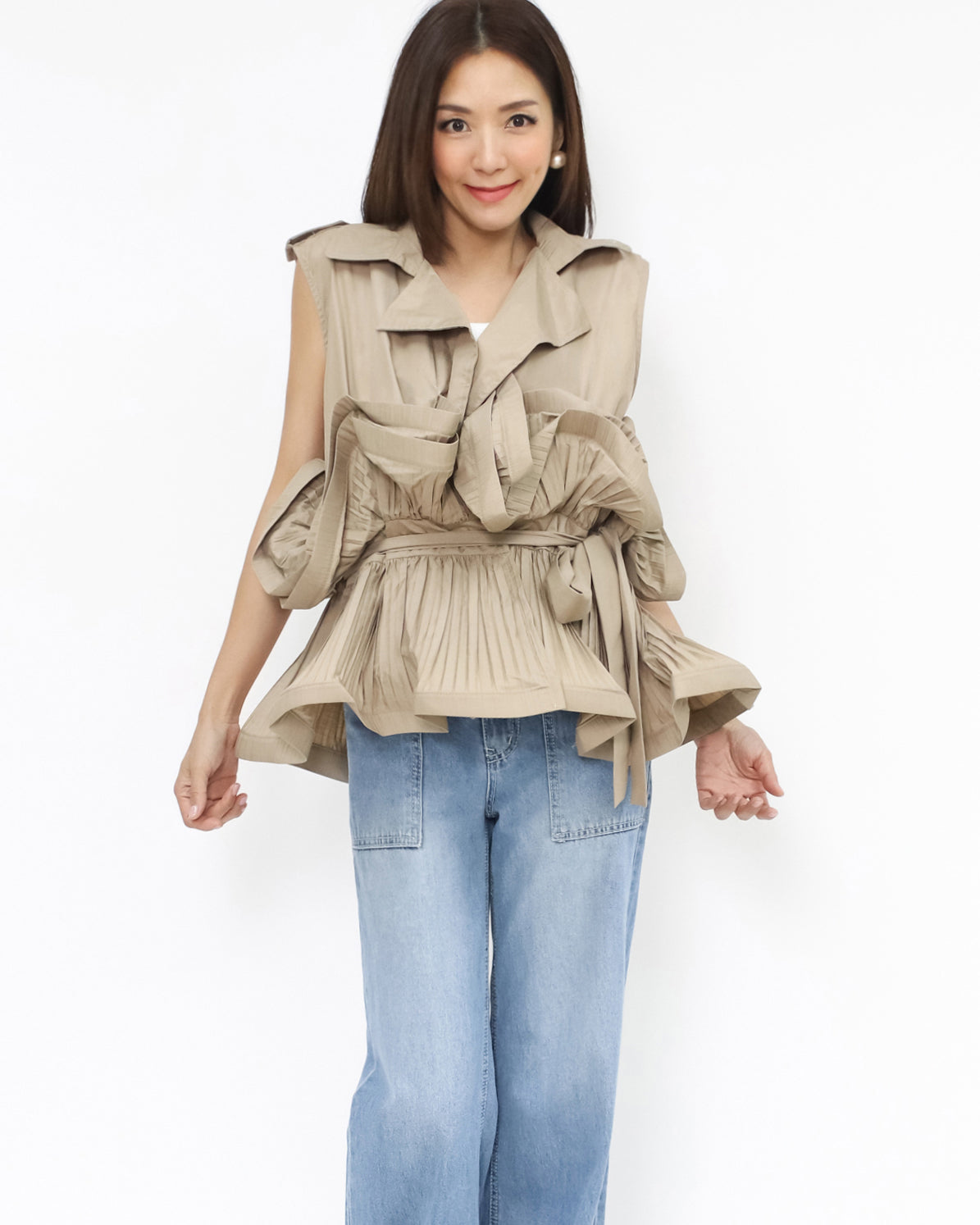 beige ruffles vest blazer w/ wrap belt