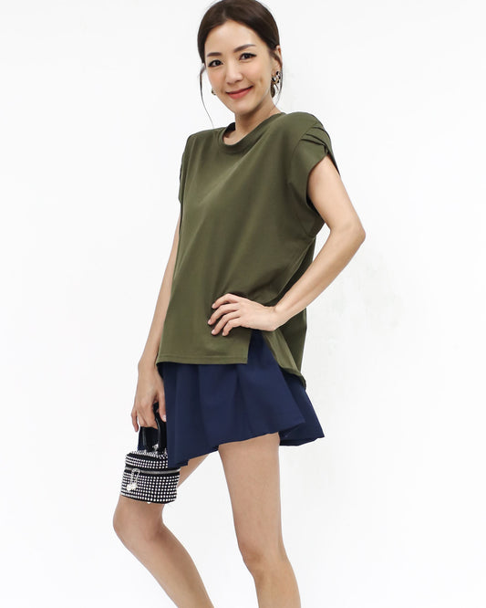 green pleats sleeves tee *pre-order*