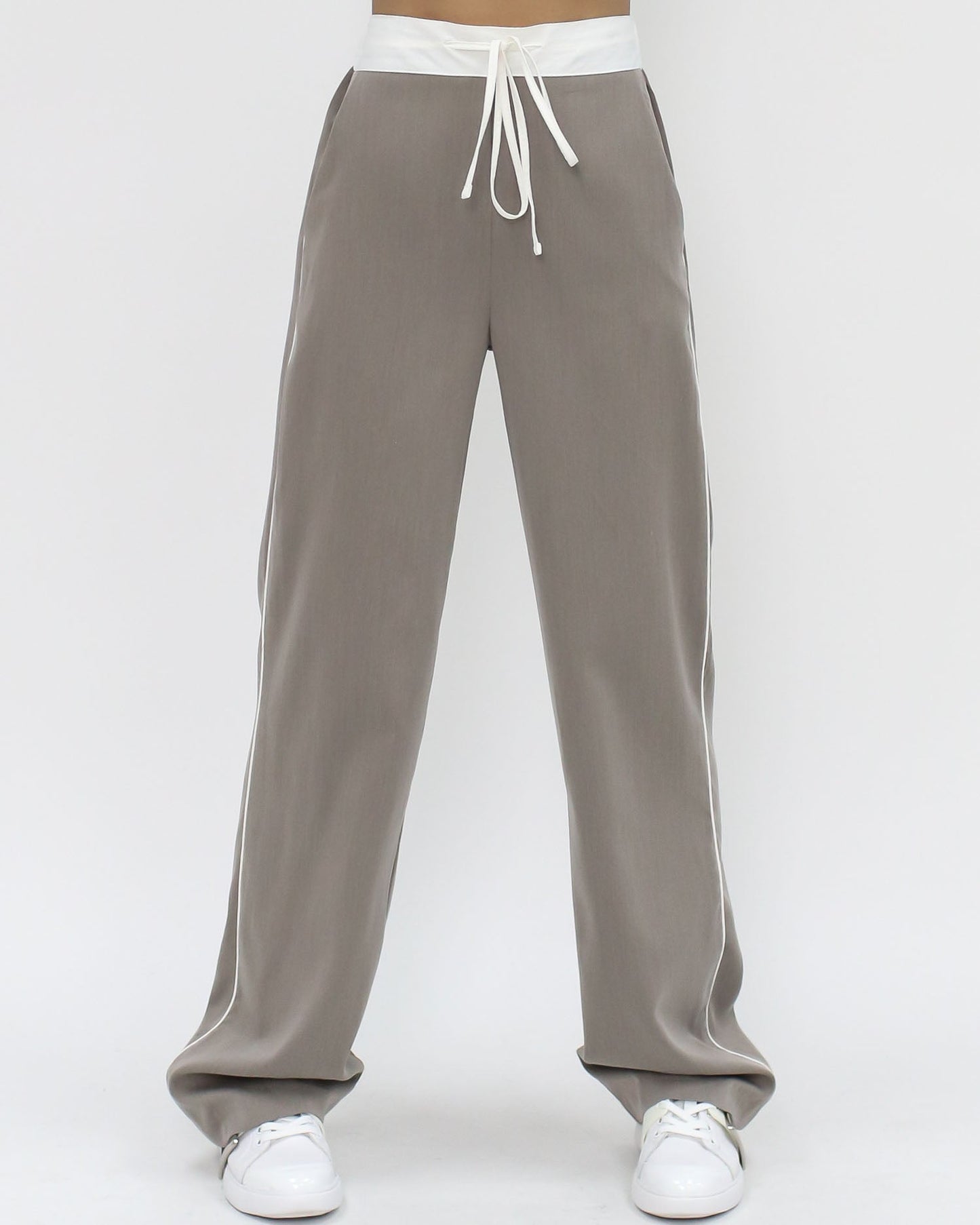 beige w/ ivory stripe & waist band straight pants