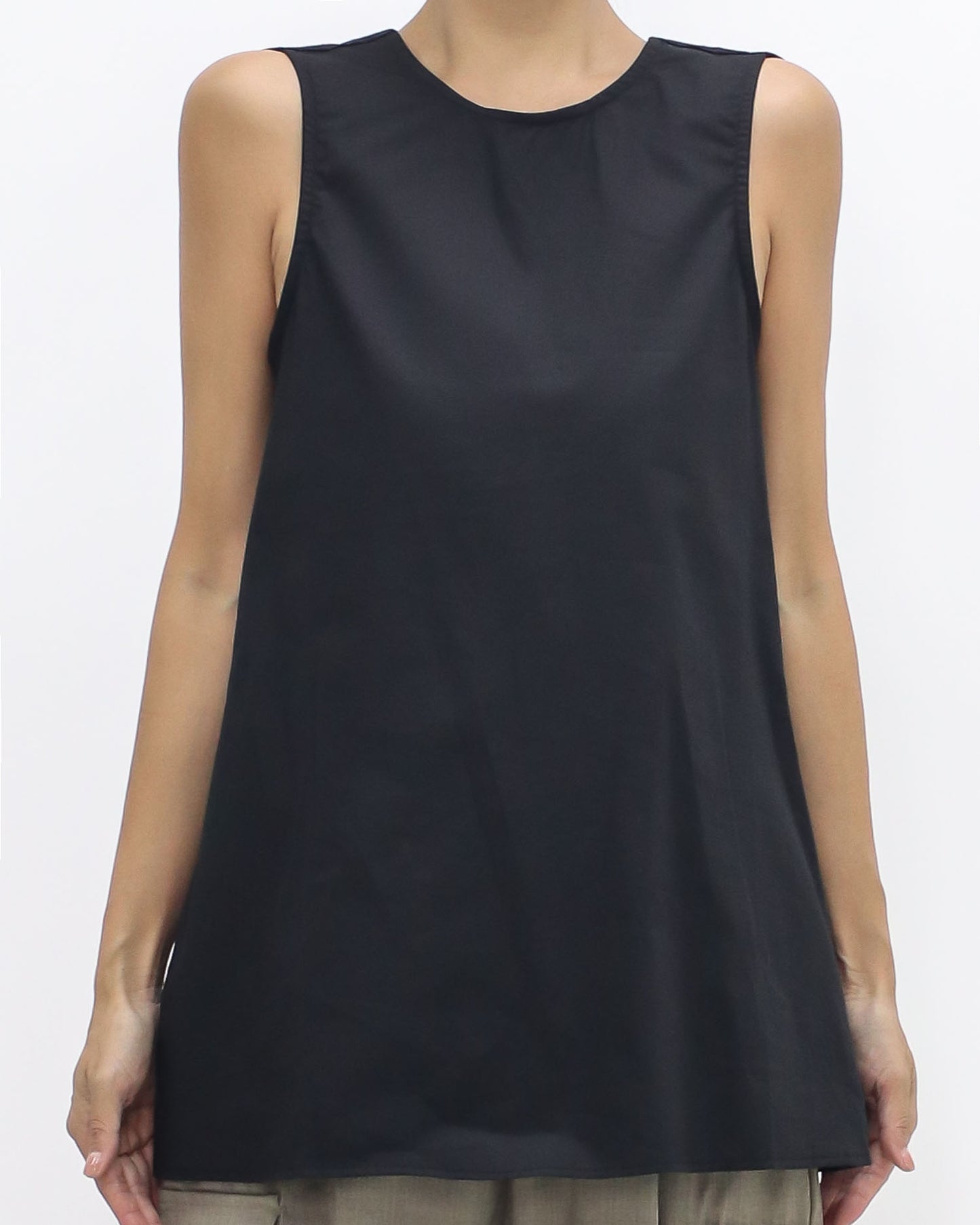 black twisted back shirt vest