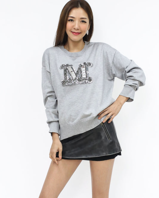 grey M beads embellished knitted top