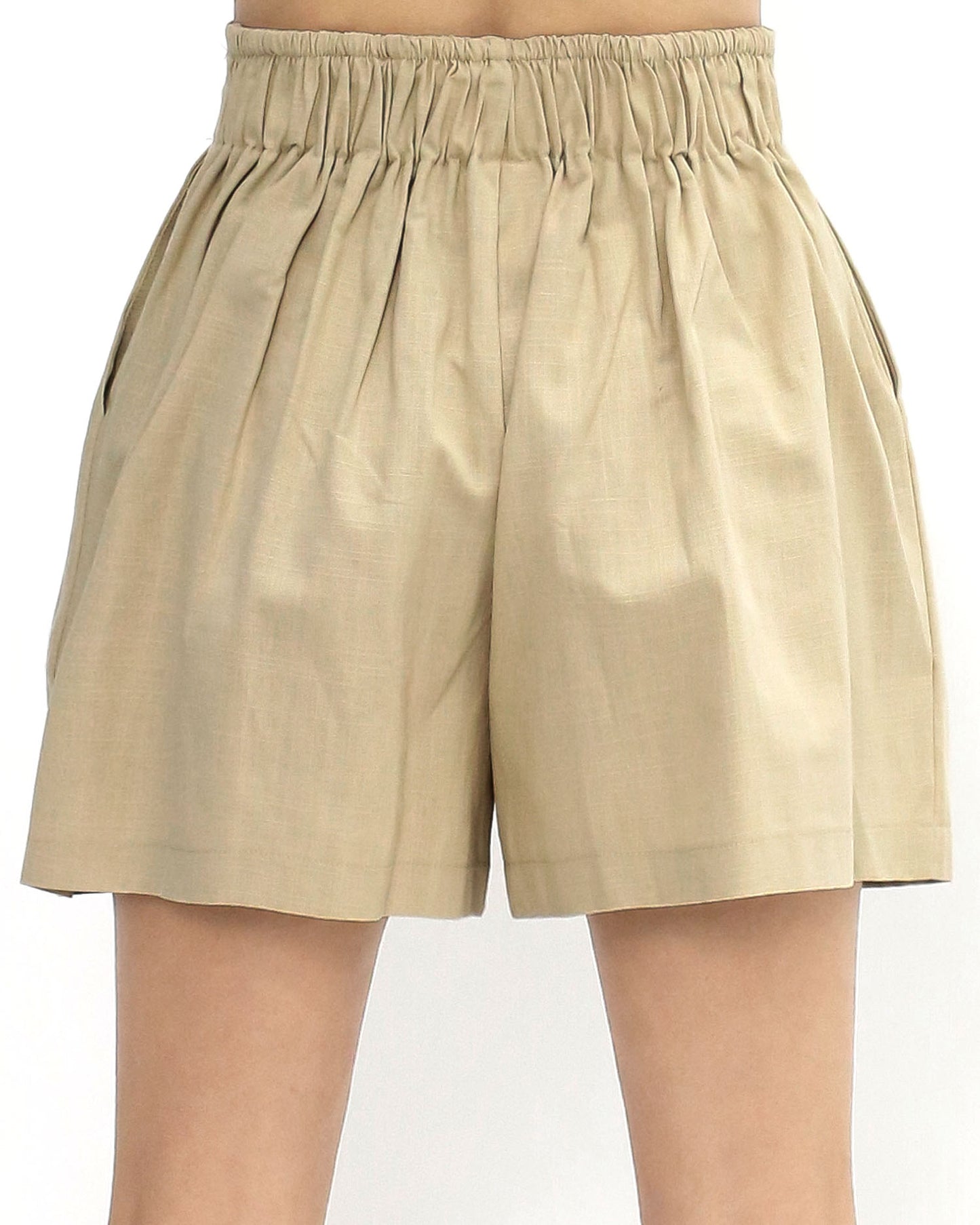 beige linen pockets shorts