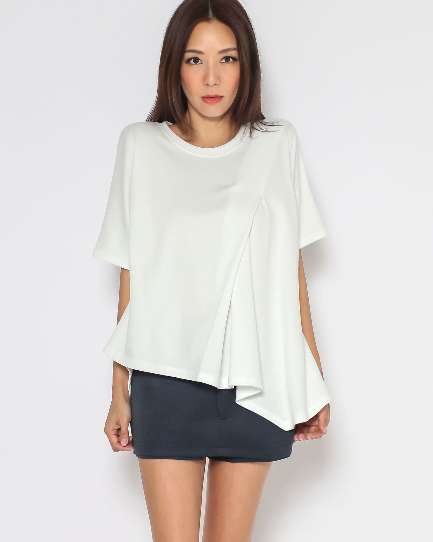 ivory pleats asymmetric hem tee *pre-order*