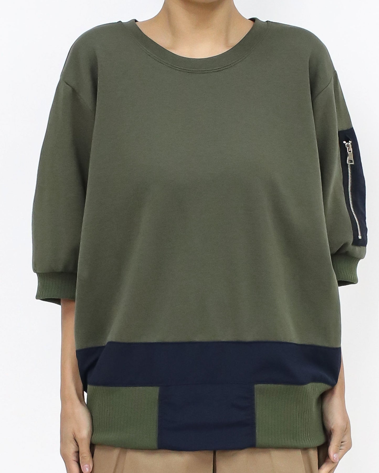 green tee w/ blue tech contrast top