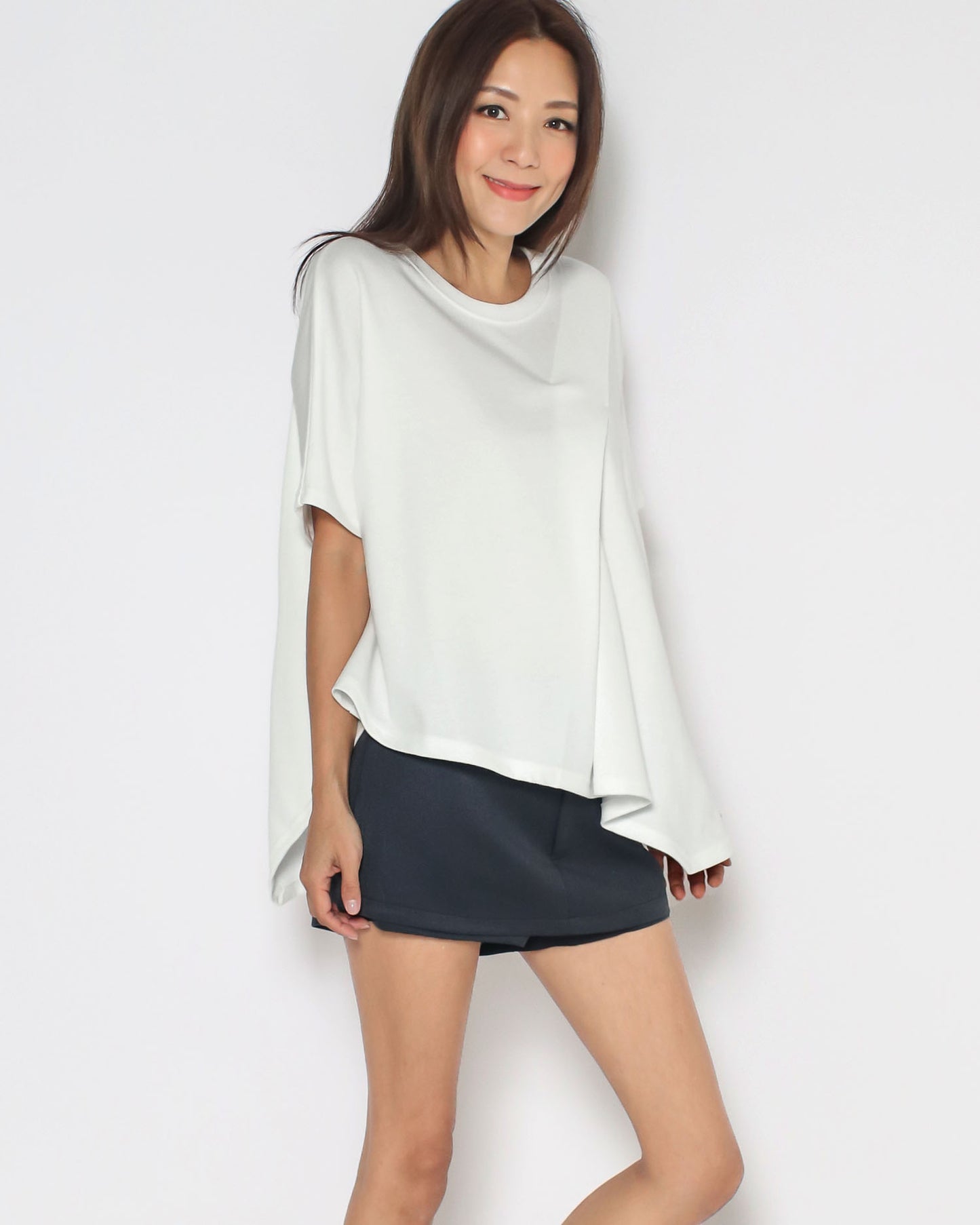 ivory pleats asymmetric hem tee *pre-order*