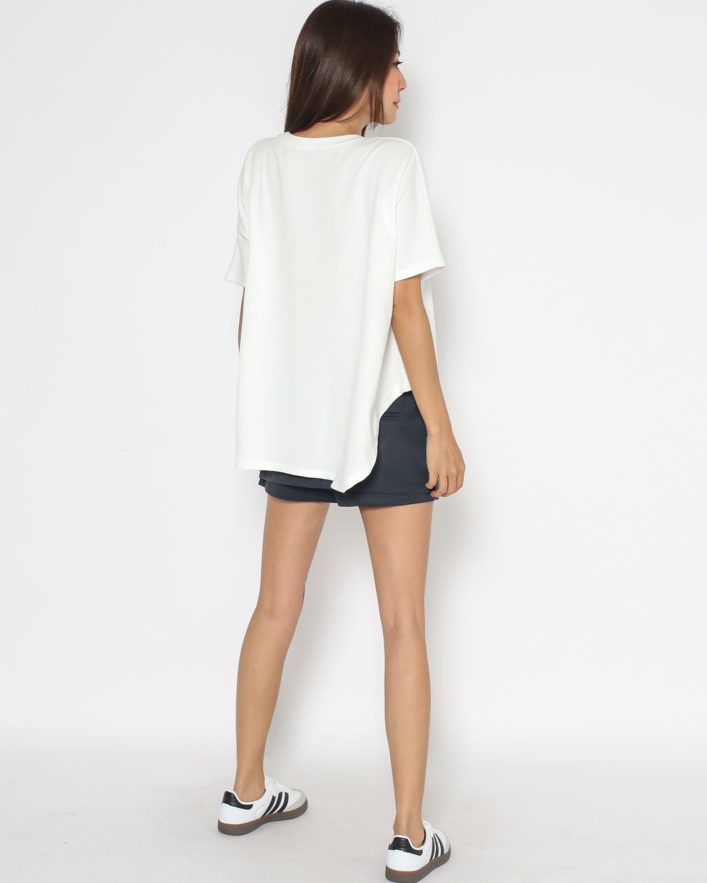 ivory pleats asymmetric hem tee *pre-order*