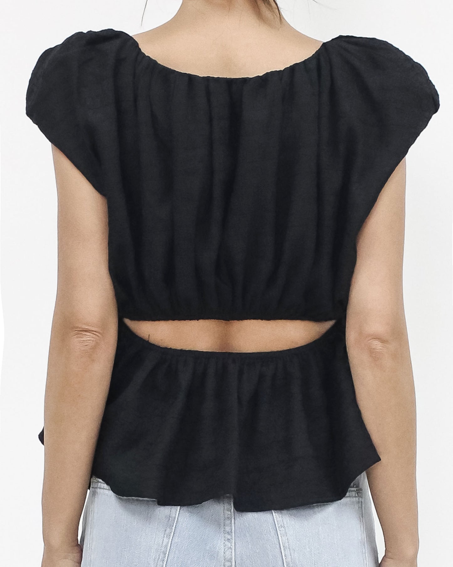 black cutout back texture puff top *pre-order*