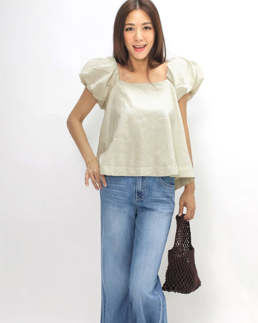 beige puff sleeves shirt top