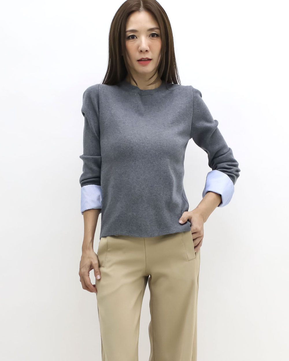 grey w/ blue shirt cuffs knitted top