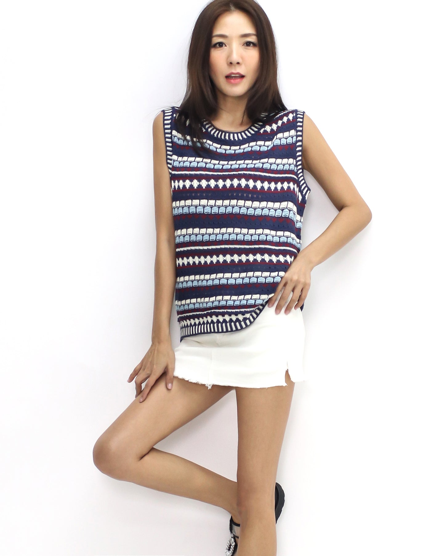 Navy ivory & burgundy stripes pattern knitted vest