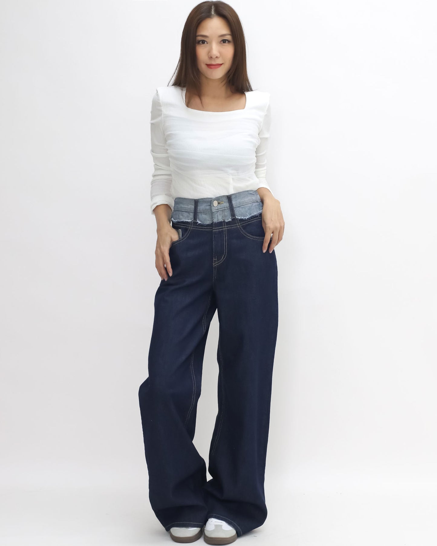 denim contrast waist straight legs jeans *pre-order*