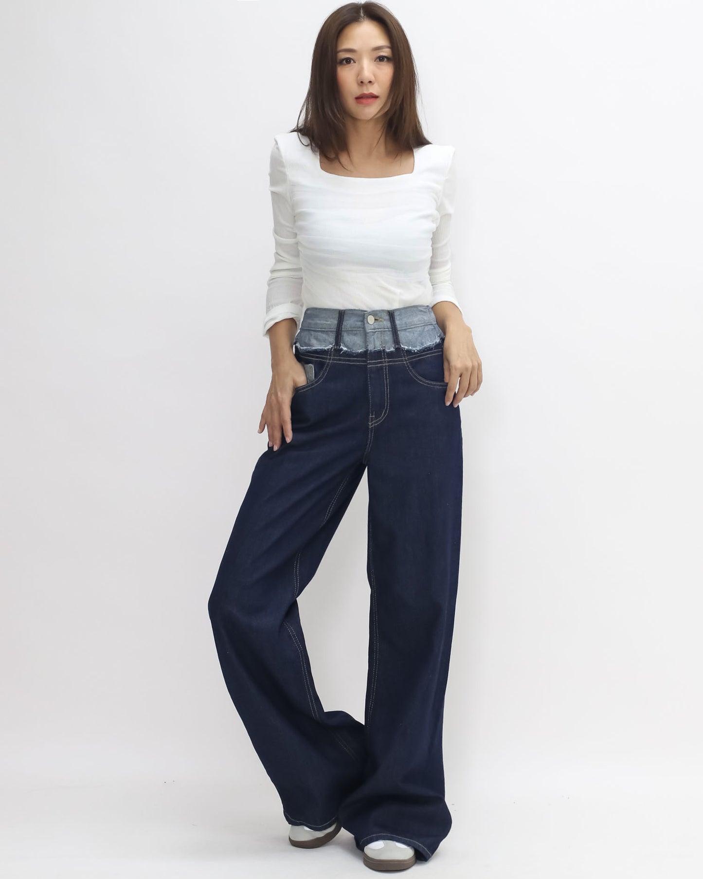 denim contrast waist straight legs jeans *pre-order*