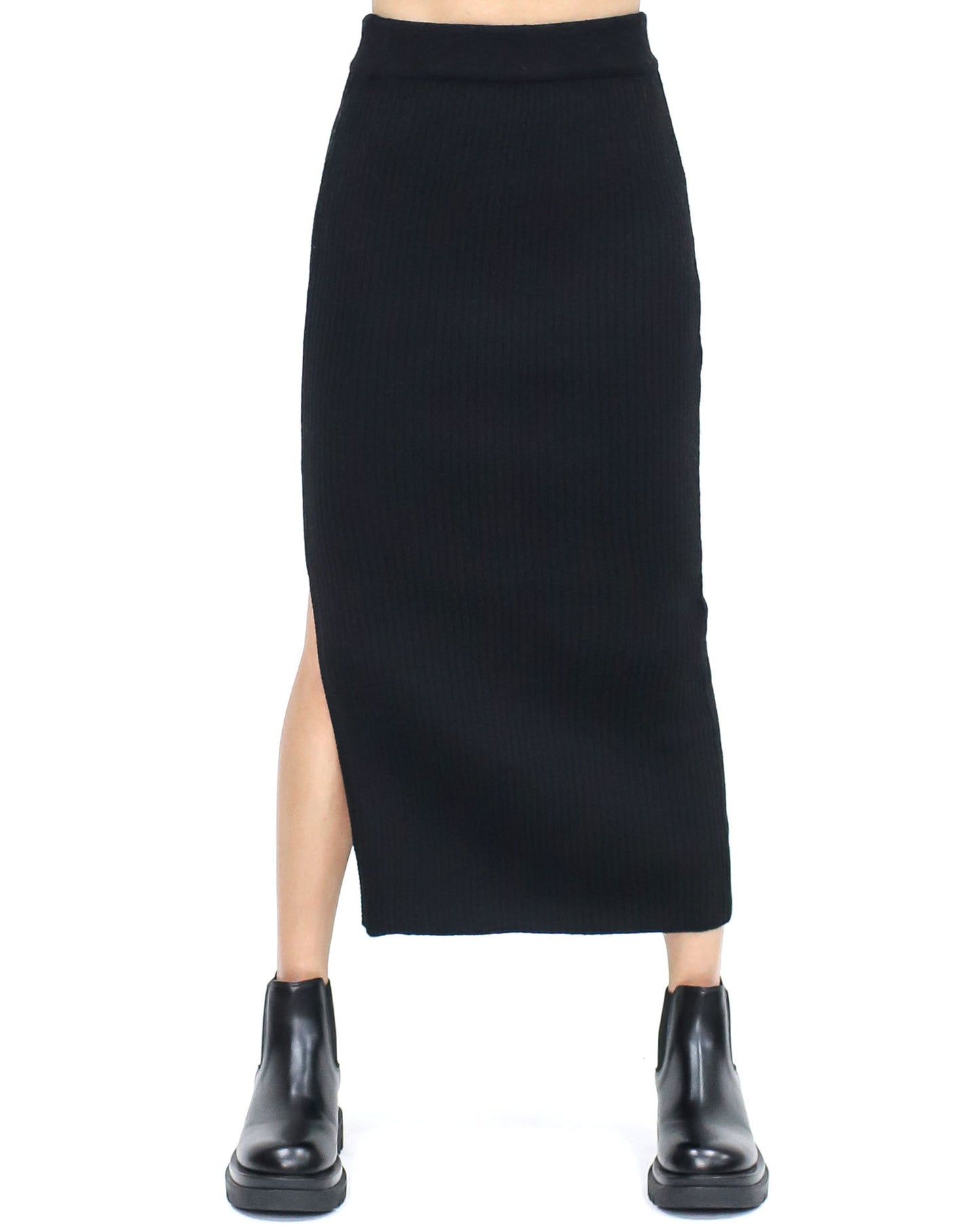 black knitted split side skirt