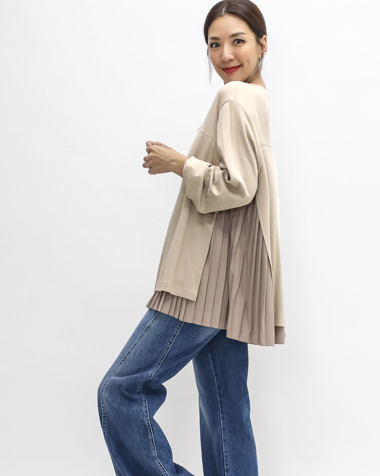 beige w/ chiffon pleats slinky top