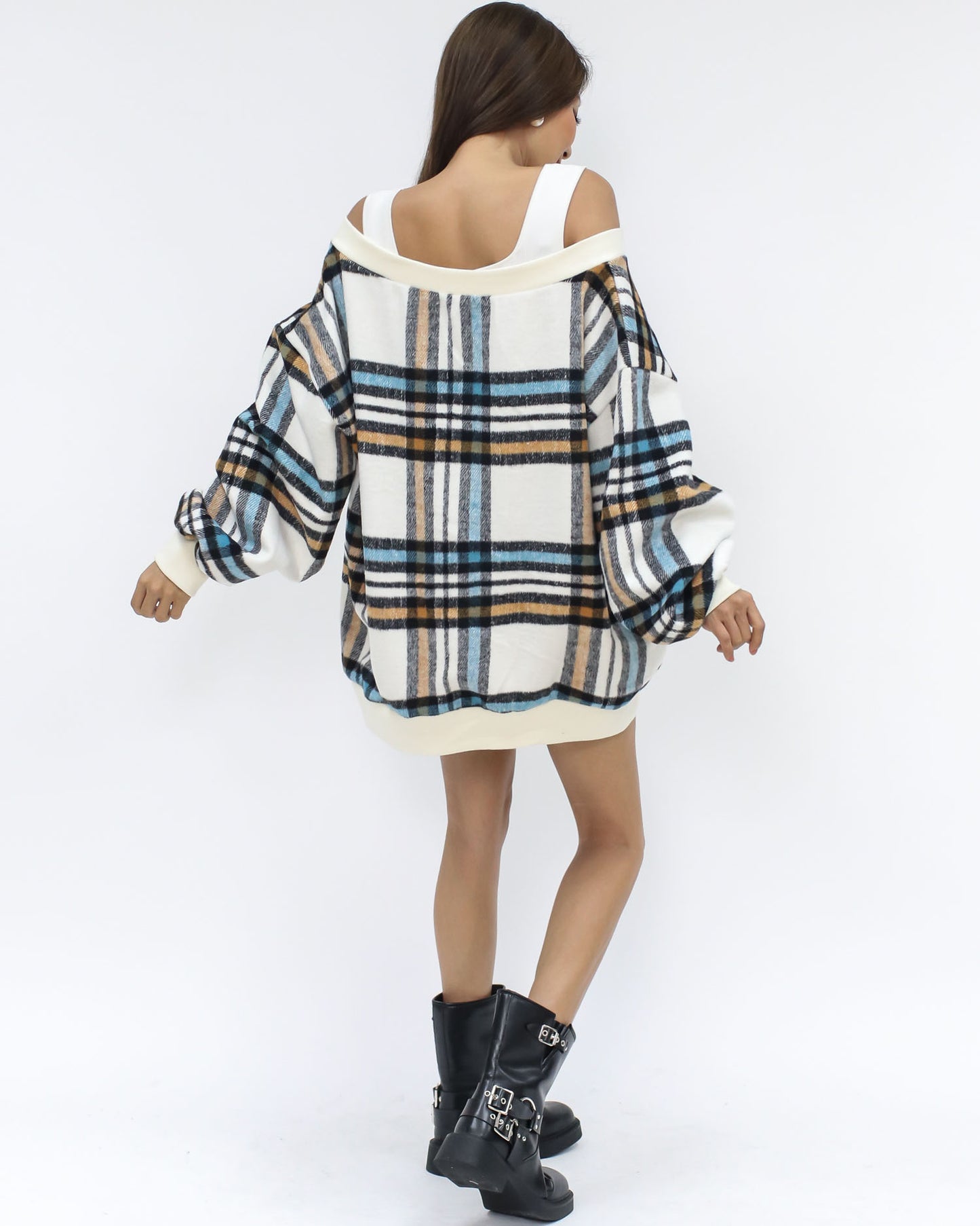 ivory blue & brown checkers wool blended sweatshirt *pre-order*