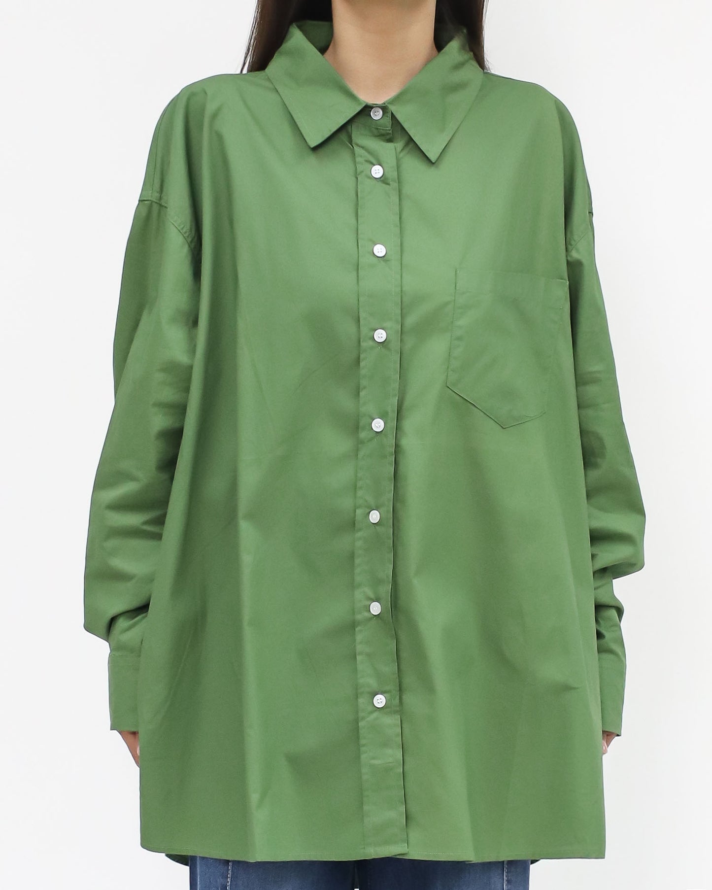 綠色休閒襯衫