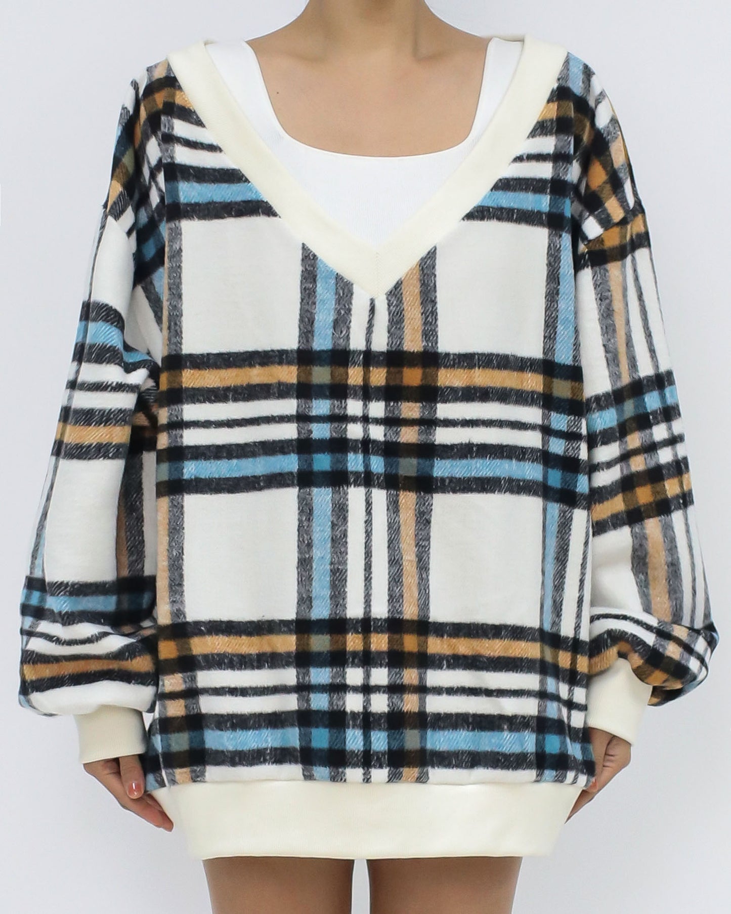 ivory blue & brown checkers wool blended sweatshirt *pre-order*