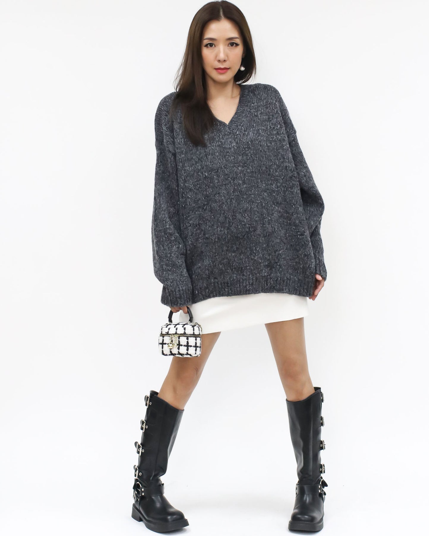 grey V neck knitted top *pre-order*