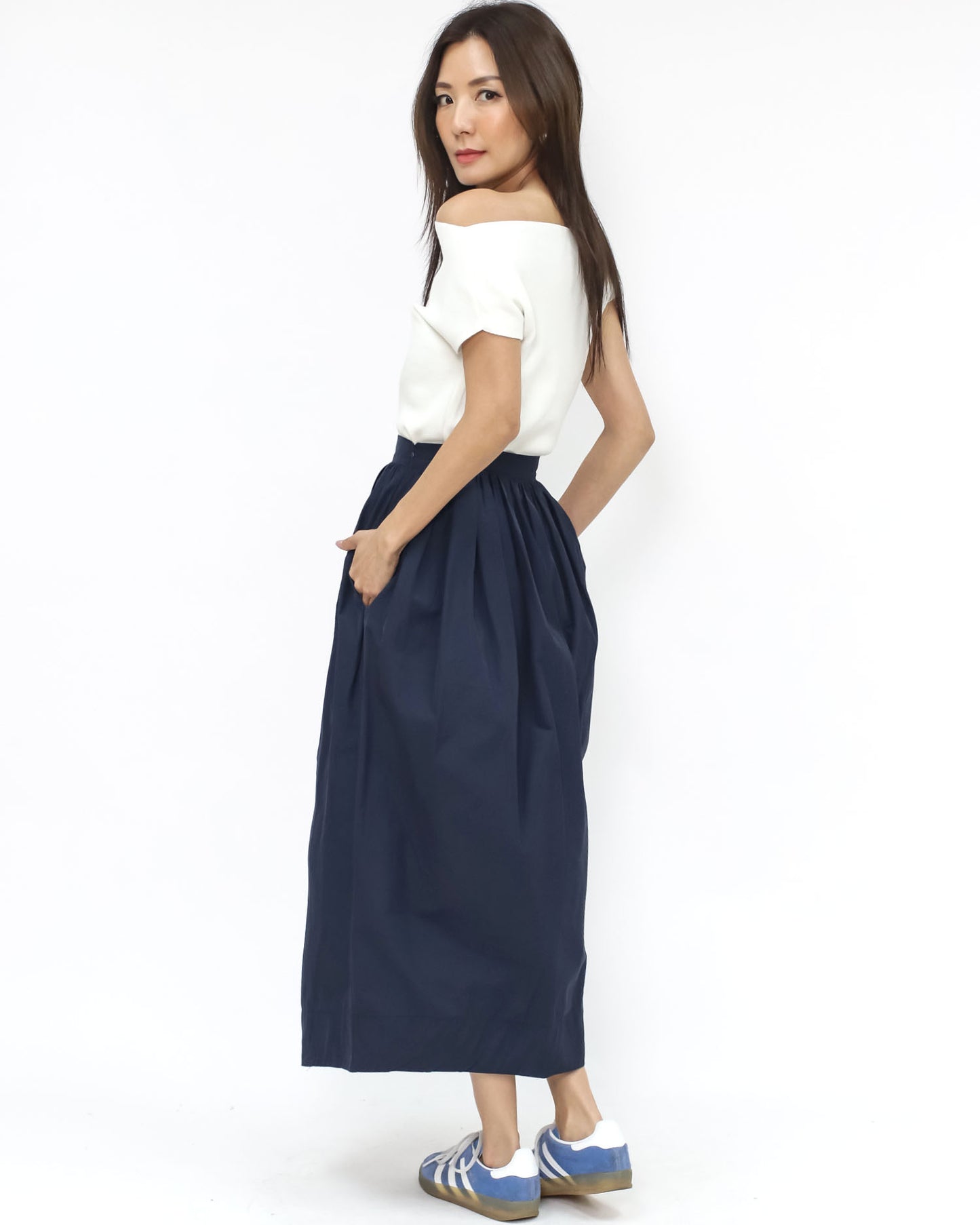 navy split front longline skirt *pre-order*