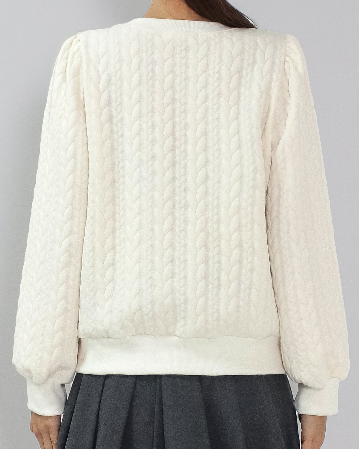 ivory twisted pattern sweatshirt