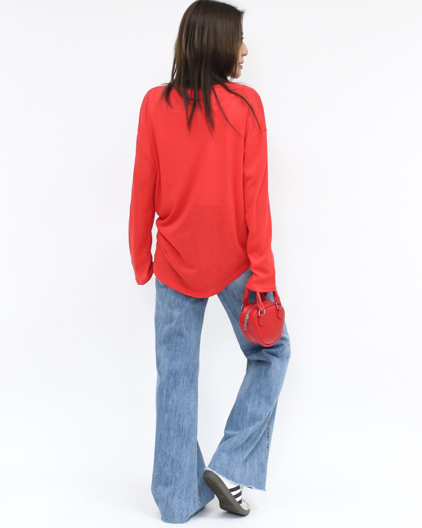 red curve hem soft top *pre-order*