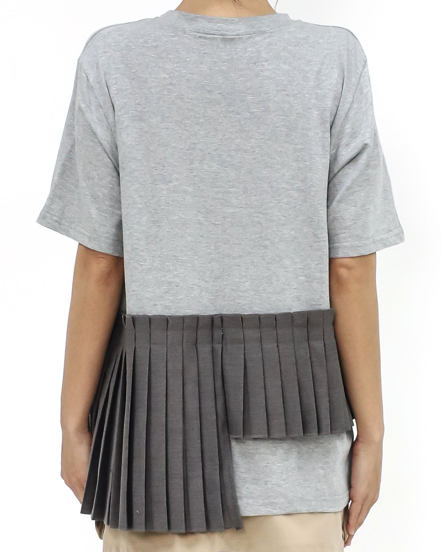 grey & pleats contrast tee *pre-order*