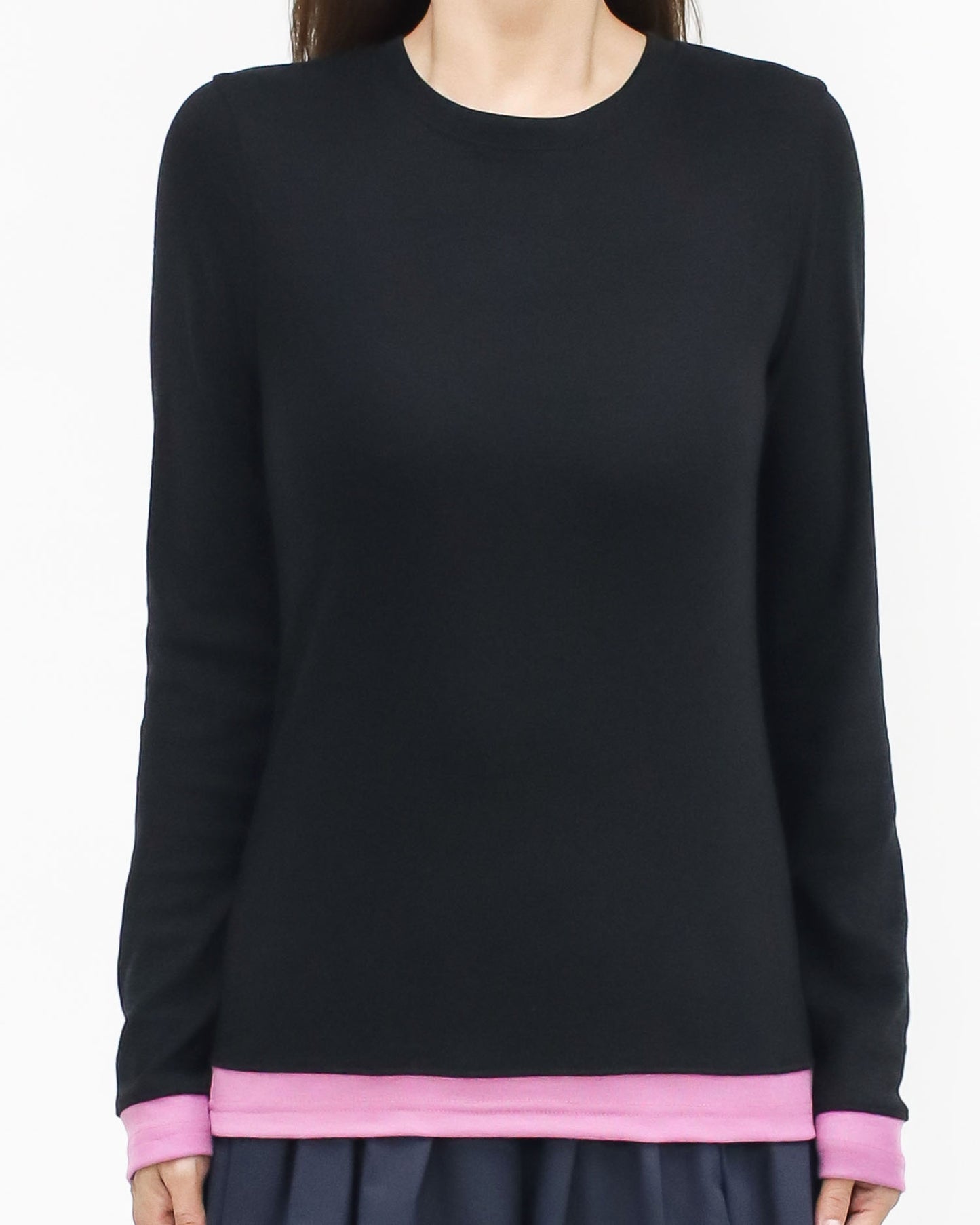 black & pink contrast basic top *pre-order*