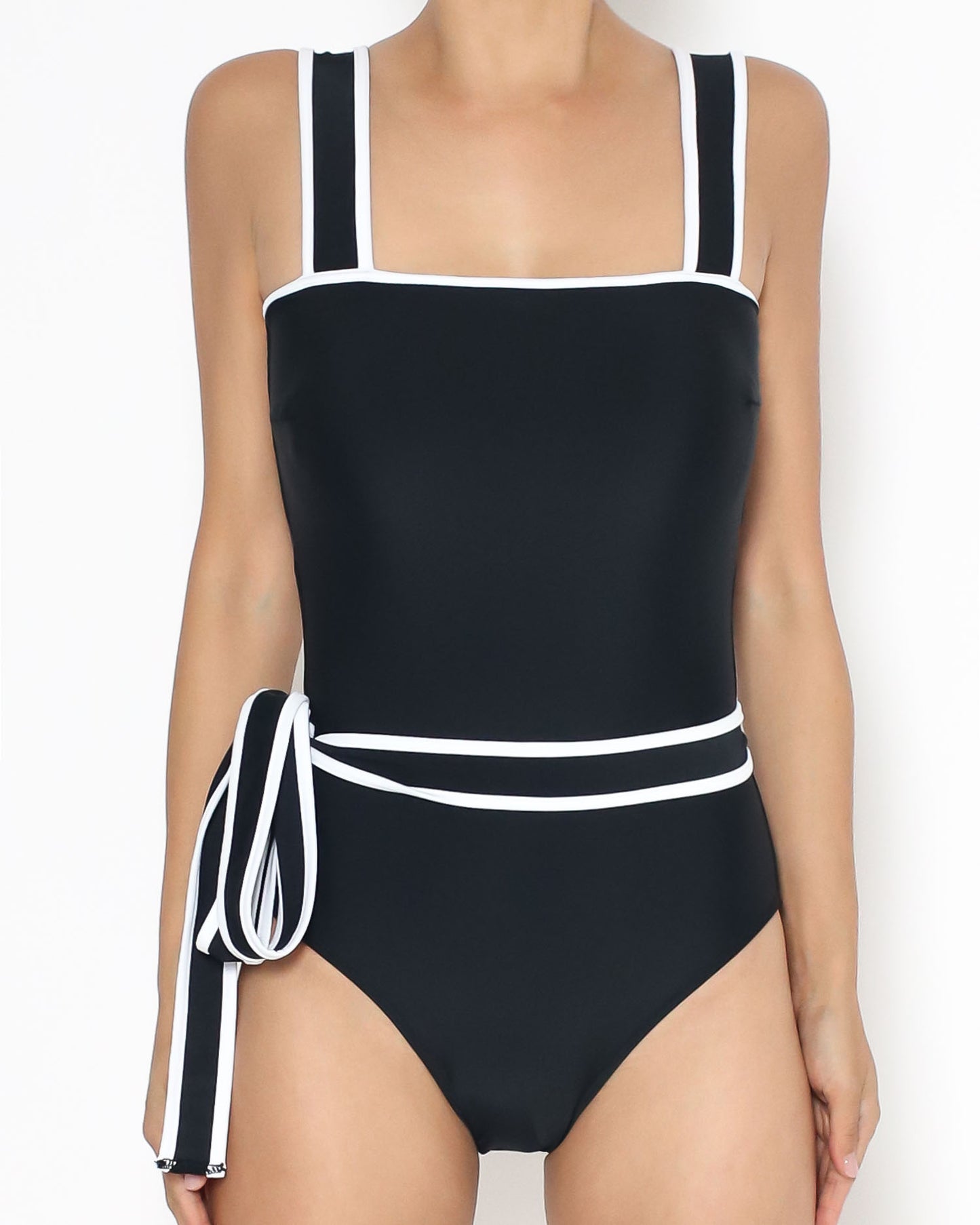 black & ivory trim w/ belt one pieces swimwear *pre-order*