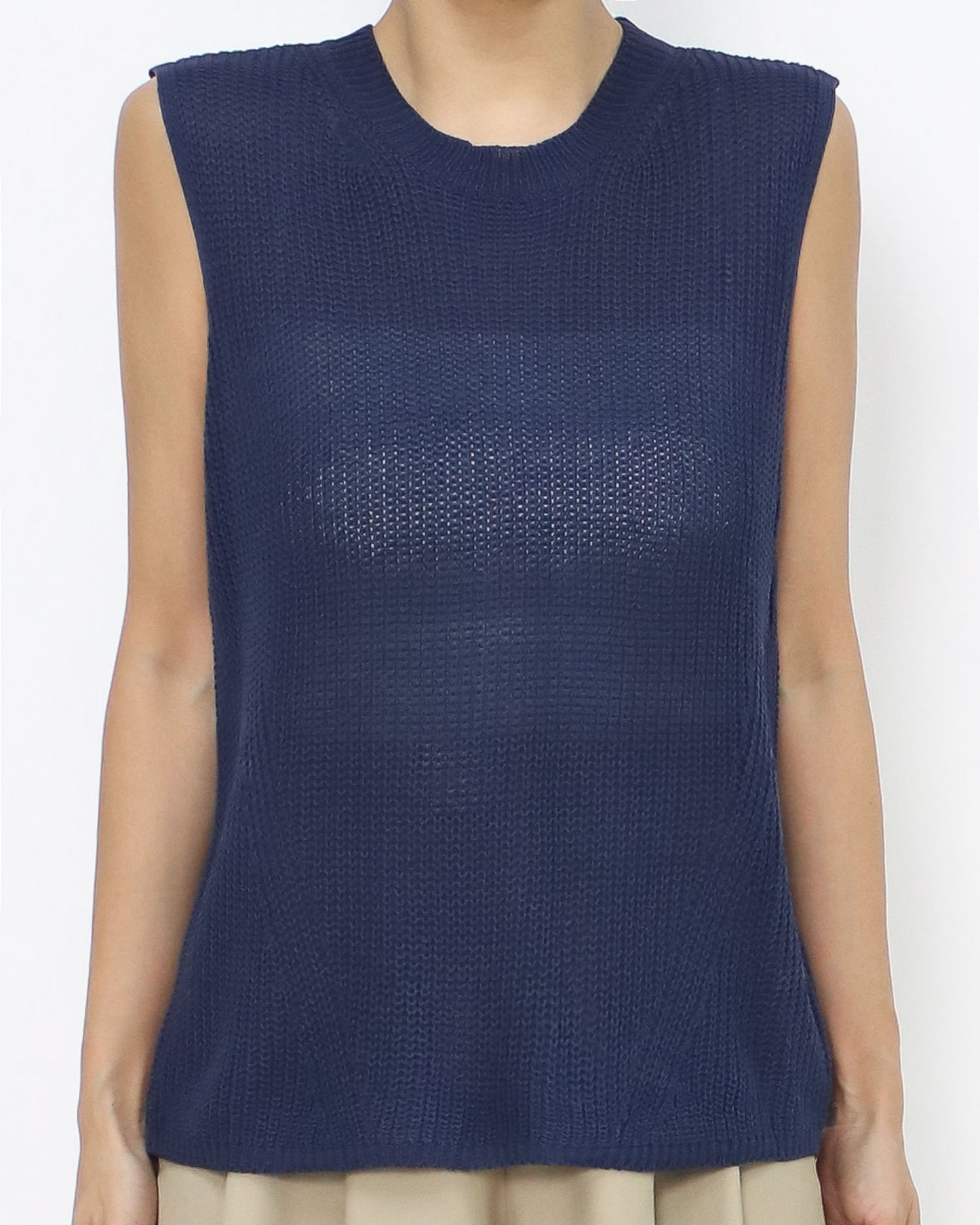 navy fine knitted vest