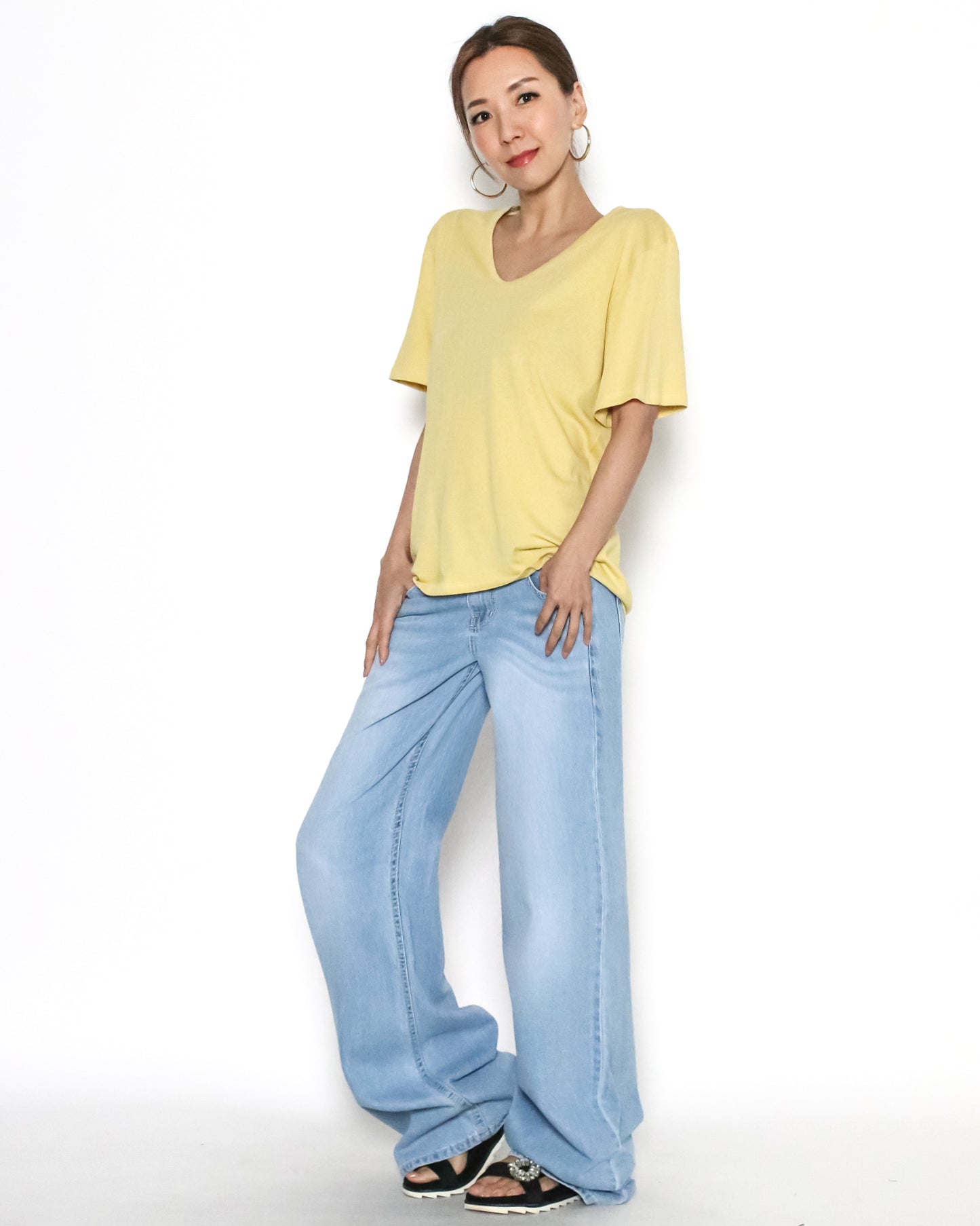 yellow u neck basic tee *pre-order*