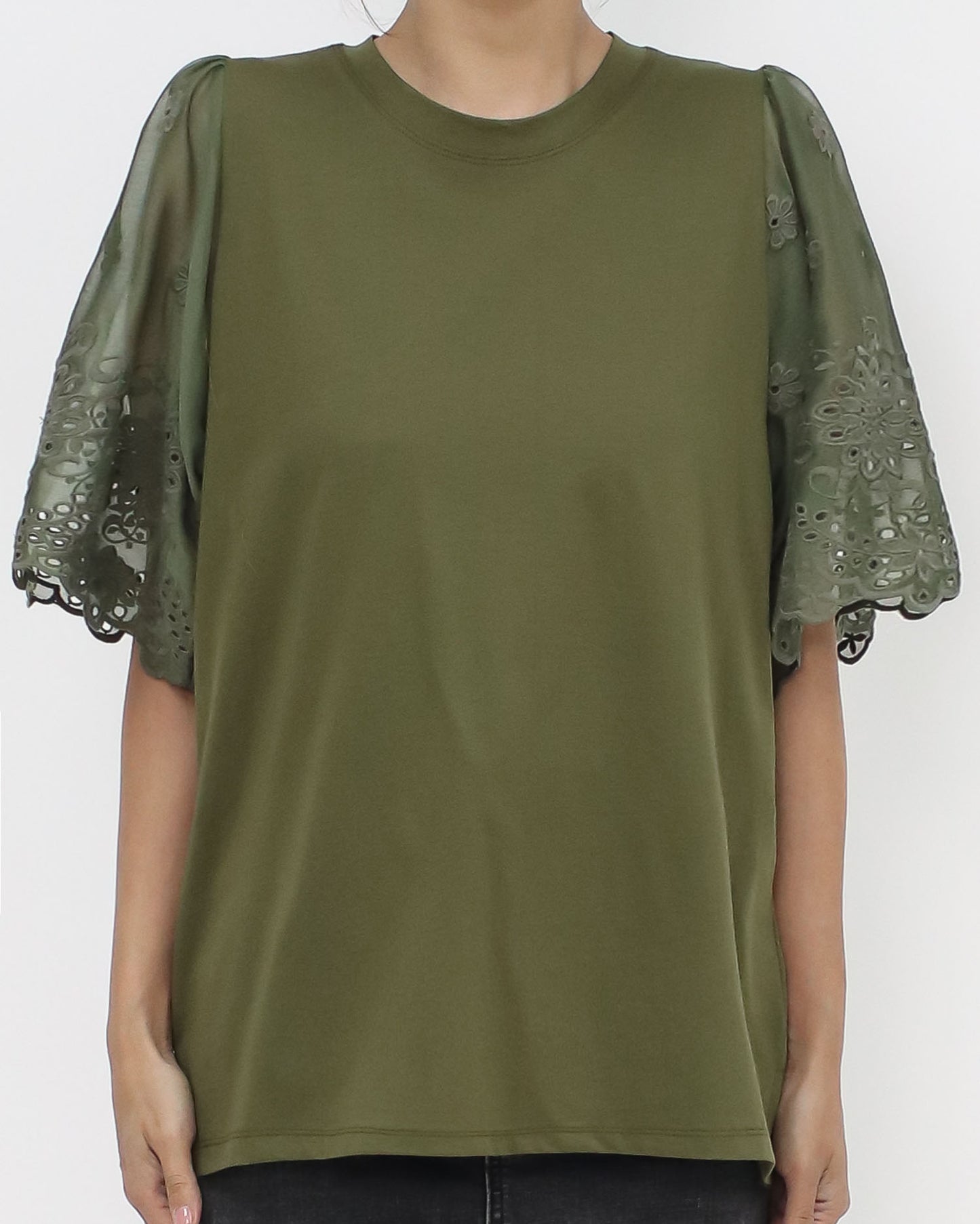 green w/ lace mesh sleeves tee