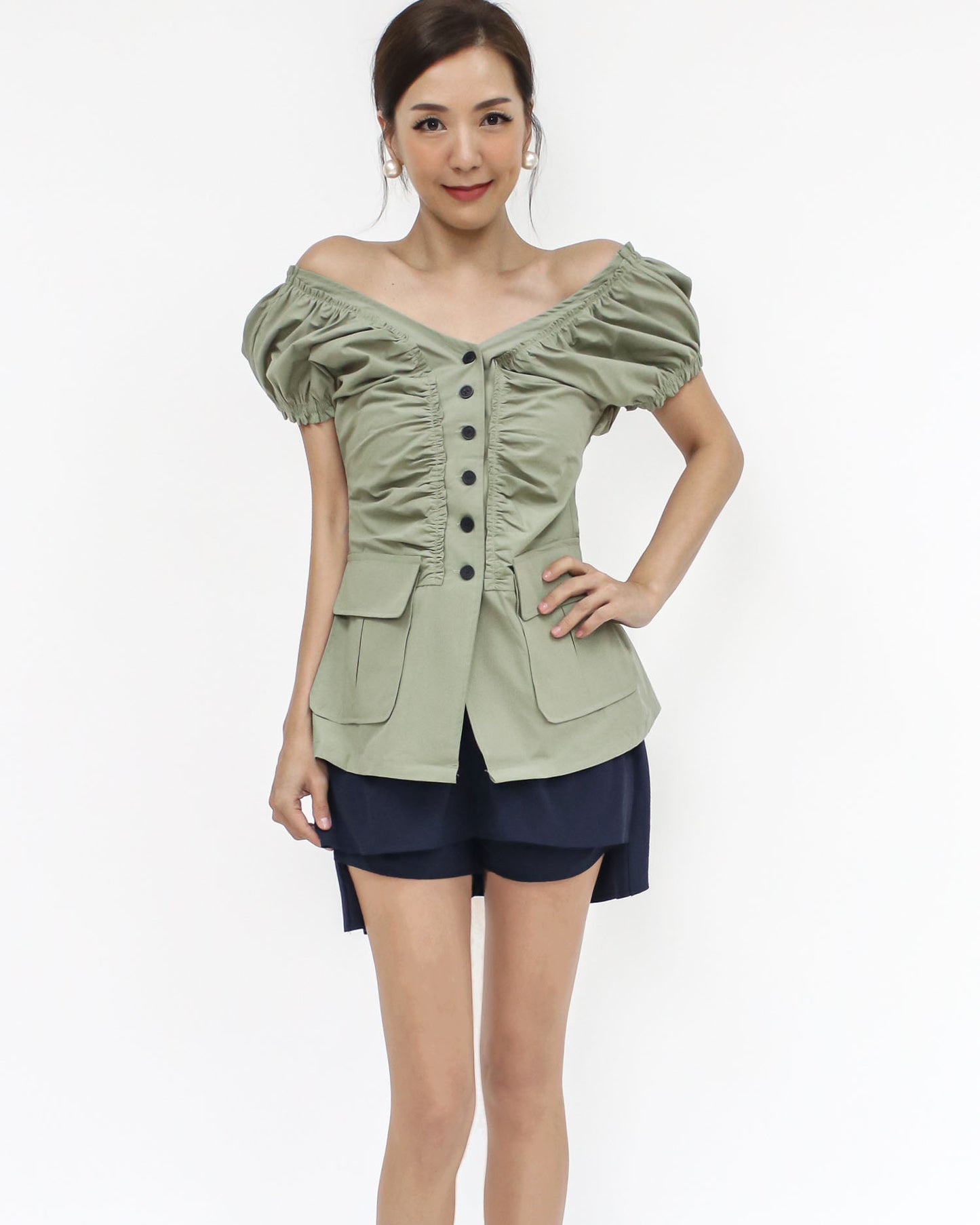 green off shoulders ruched shirt top